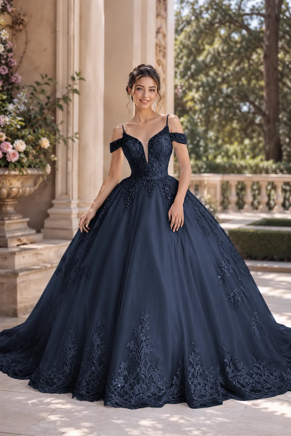 Princess Tulle Prom Dress with Lace Appliqué Ball Gown
