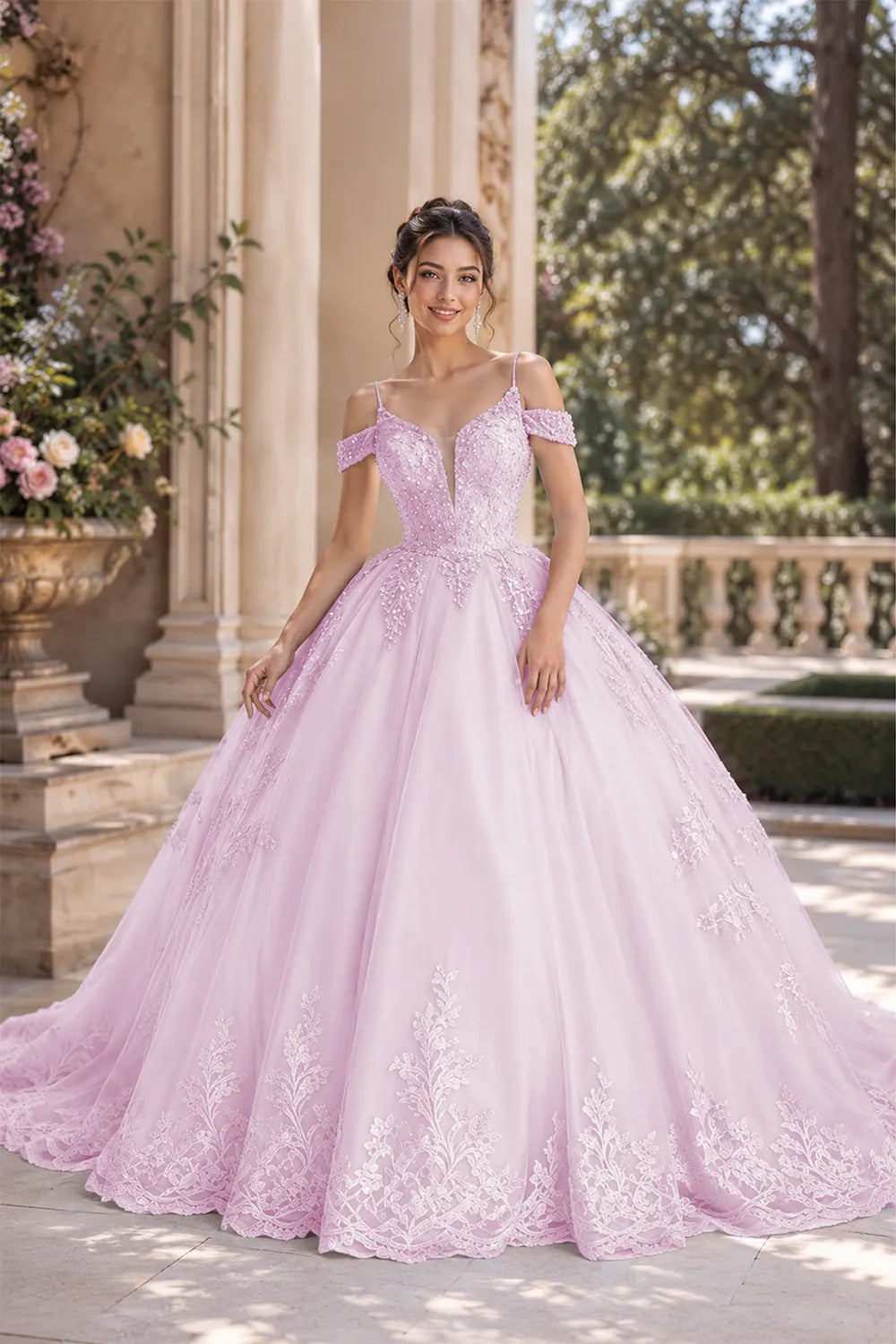 Princess Tulle Prom Dress with Lace Appliqué Ball Gown