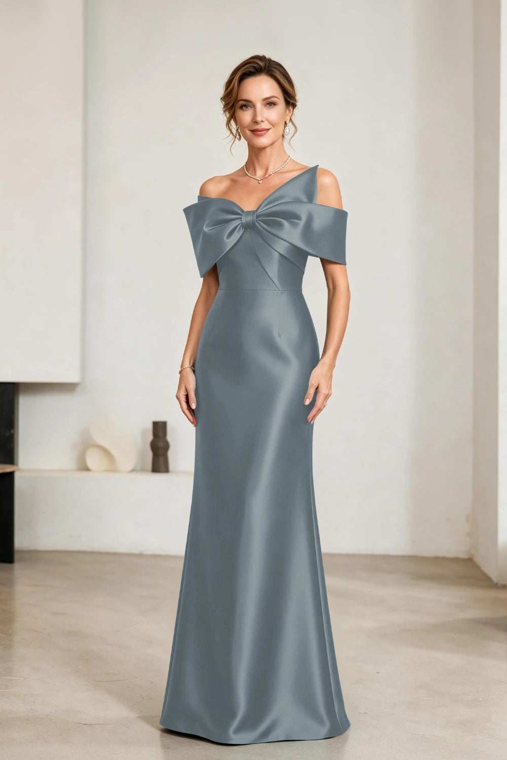 Emerald Bow-Neck Satin Sheath Mother of the Bride Gown