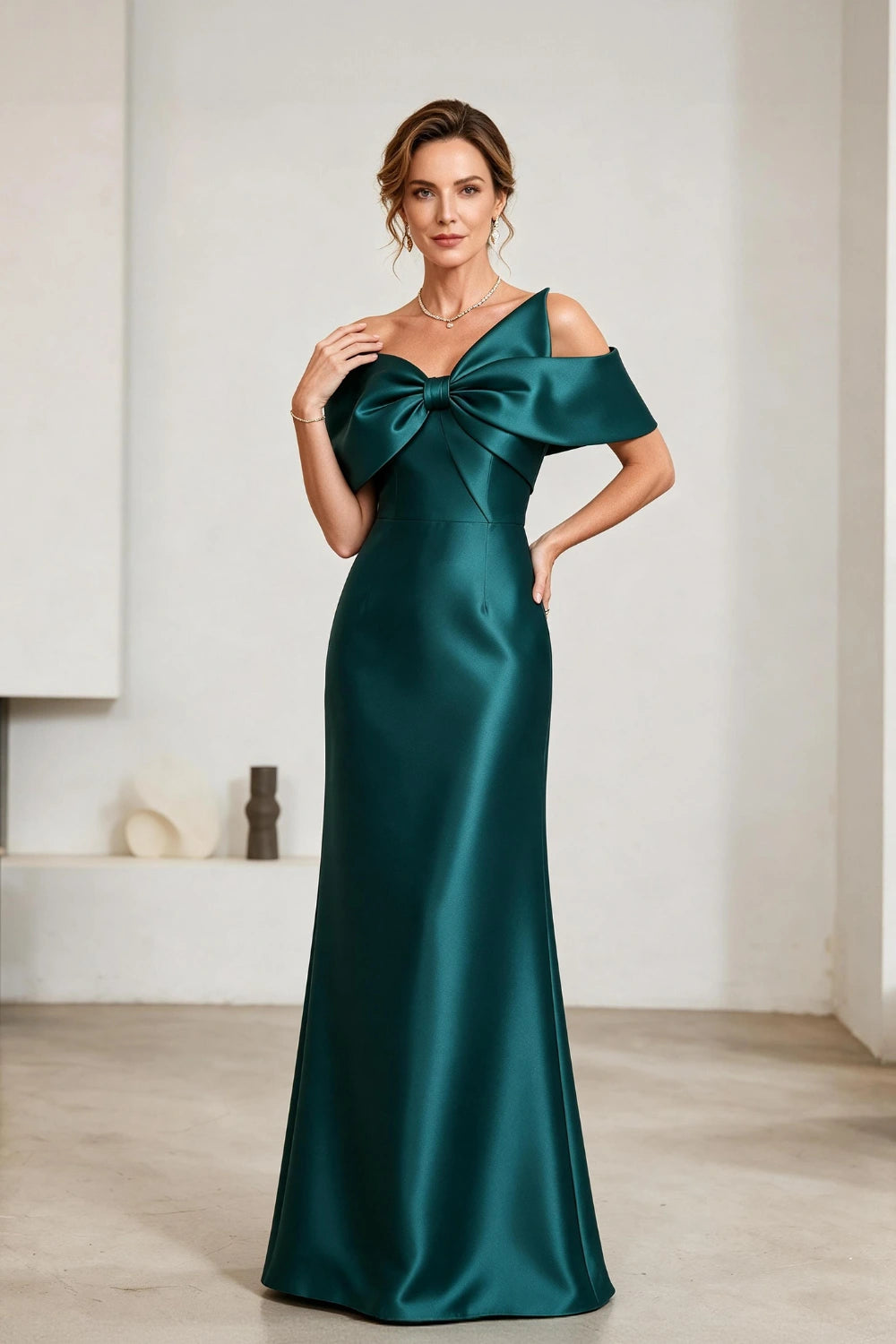Emerald Bow-Neck Satin Sheath Mother of the Bride Gown