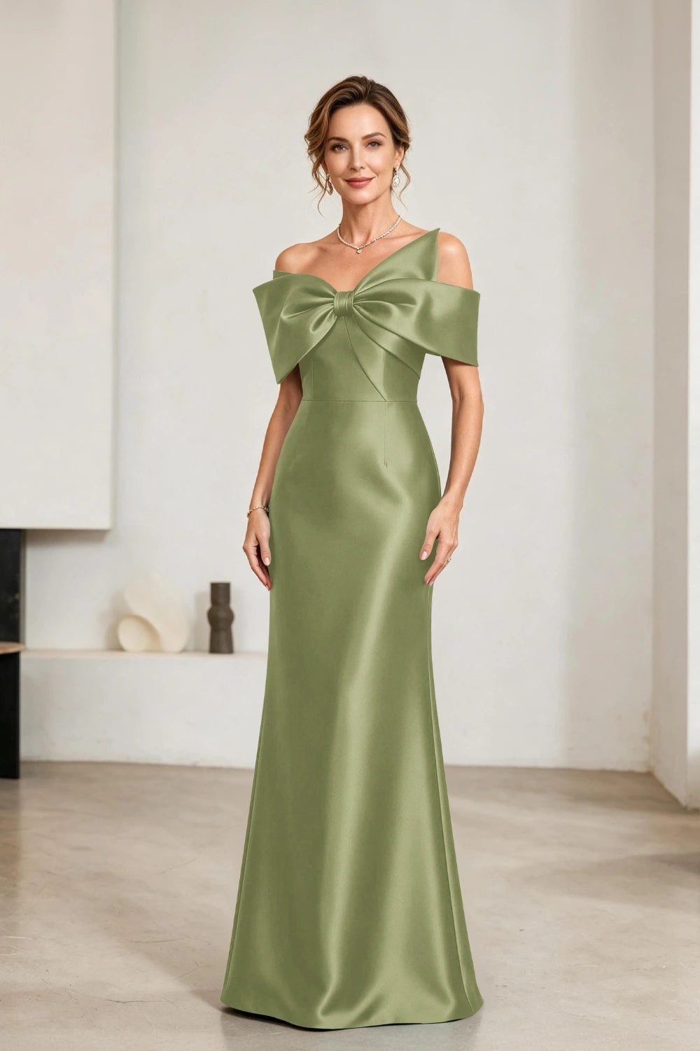 Emerald Bow-Neck Satin Sheath Mother of the Bride Gown