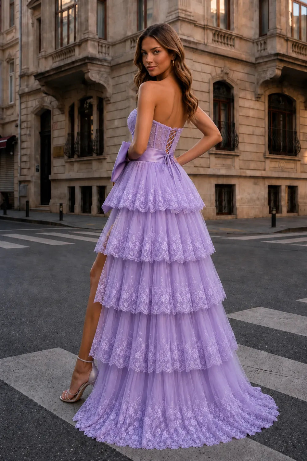Elegant Backless Tulle Ball Gown