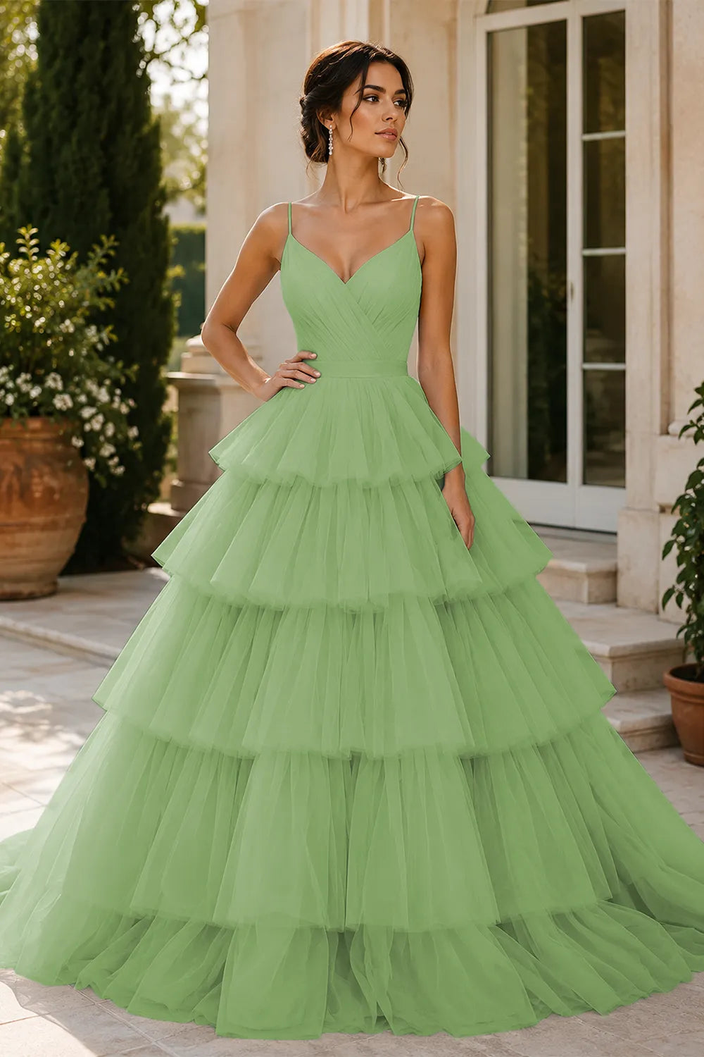 Elegant Tiered Tulle Ball Gown Prom Dress